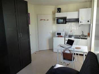 Residence Albert Premier Brest Exteriör bild
